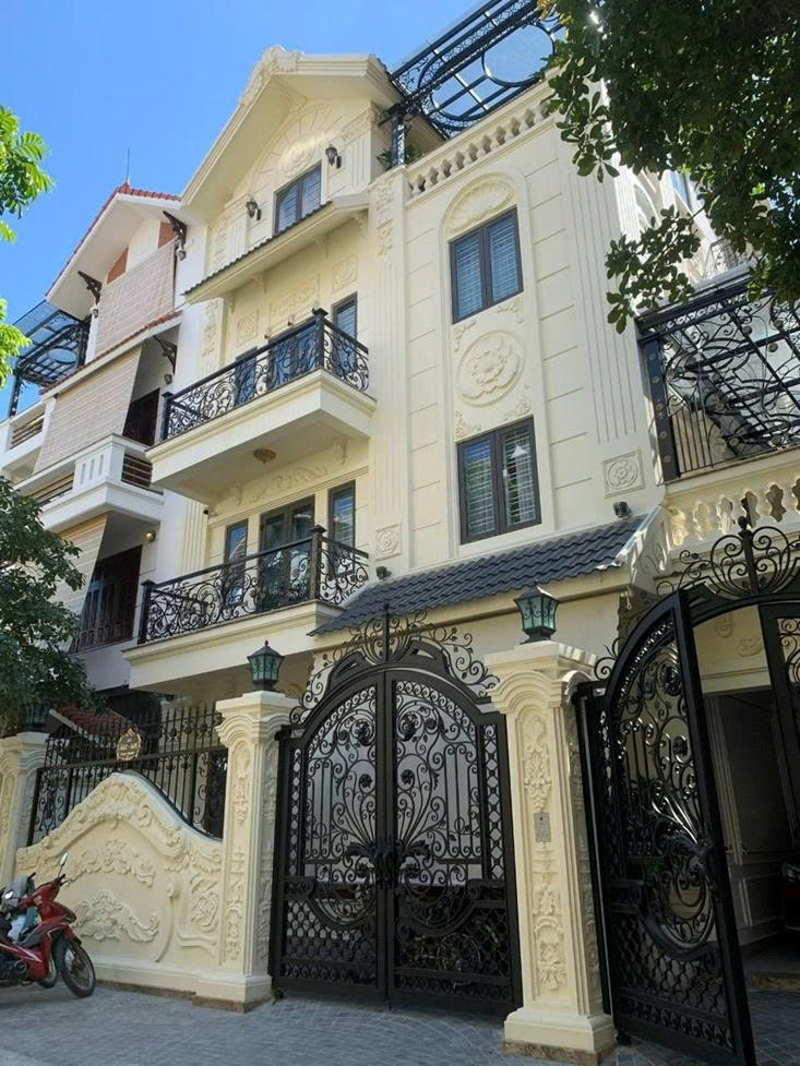 Villa Hoàng Mai